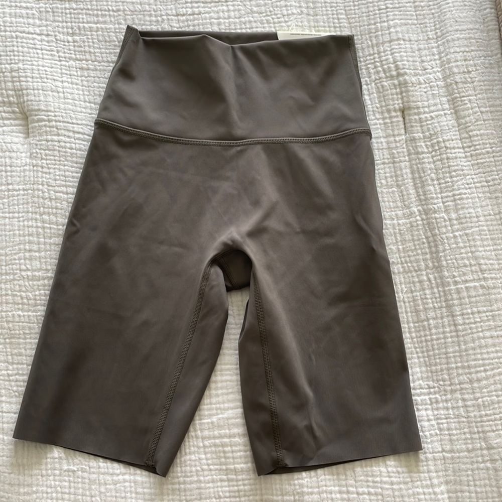 NWT! Aerie offline goals 9” bike short soft brown